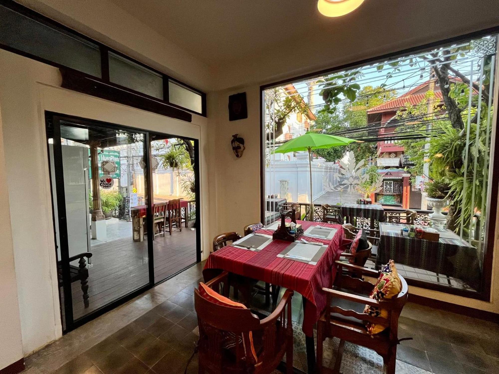 Baan Huenphen Boutique Hotel Čiang Mai Exteriér fotografie